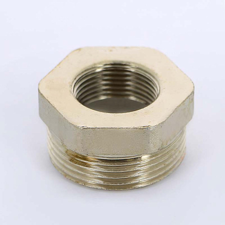 Футорка резьбовая латунная UNI-FITT никель 11/4"х3/4" ВН
