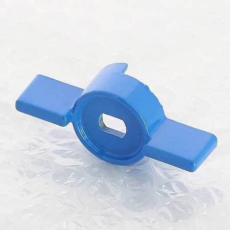 Ручка бабочка для крана с накидной гайкой UNI-FITT 3/4" - 1", синяя