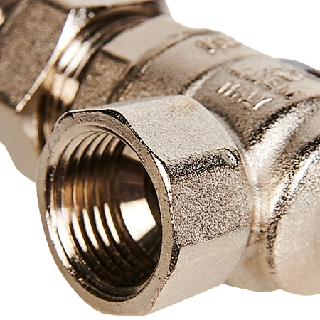 Кран шаровой с американкой угловой STOUT бабочка 1/2" ВР/НР