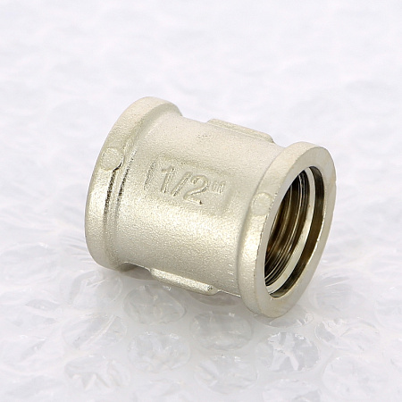 Муфта резьбовая латунная UNI-FITT никель 1/2"