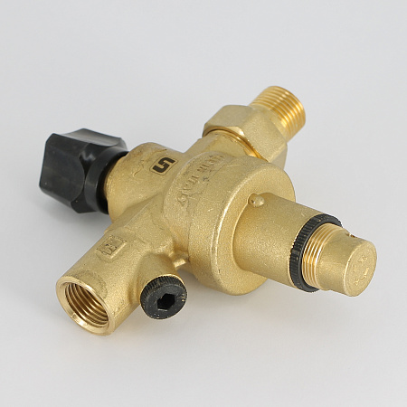 Клапан подпиточный UNI-FITT ВН 1/2" с редукционным соединением