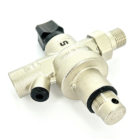 Клапан подпиточный UNI-FITT ВН  1/2" с редукционным соединением, никелированный