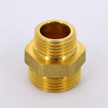 Ниппель переходной резьбовой латунный UNI-FITT без покрытия 3/4"х1/2"