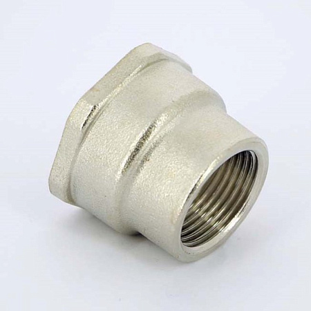 Муфта переходная резьбовая латунная UNI-FITT никель 11/2"х1"