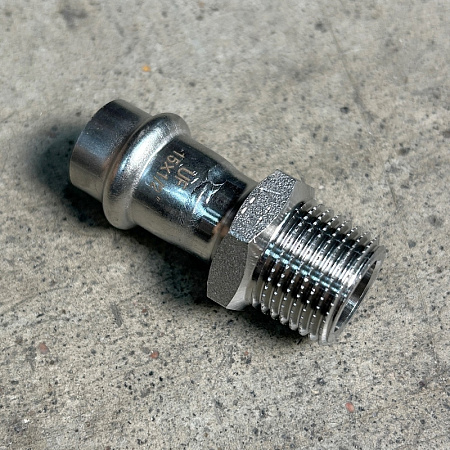 НП Муфта резьбовая пресс из нержавейки UNI-FITT фитинг Ø15x1/2" Н